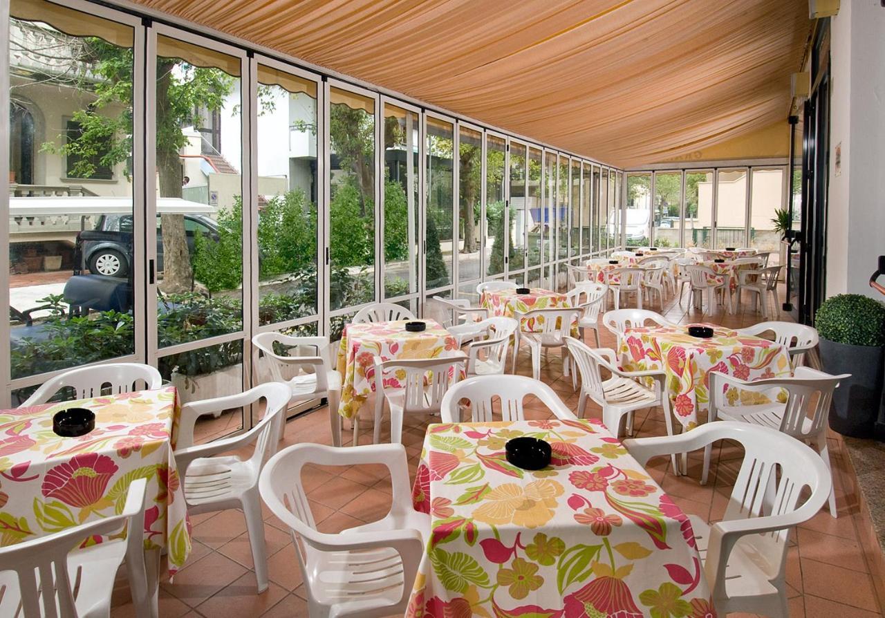 Hotel Granada Каттолика Экстерьер фото
