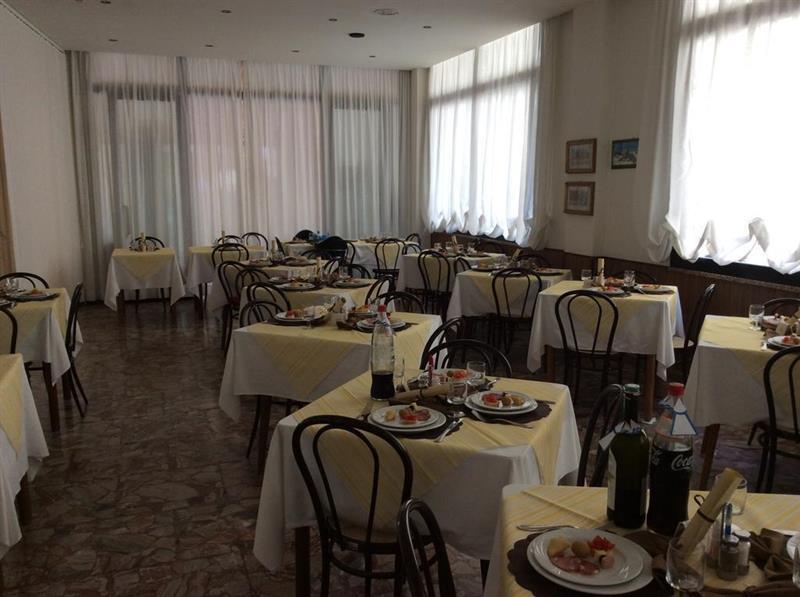 Hotel Granada Каттолика Экстерьер фото